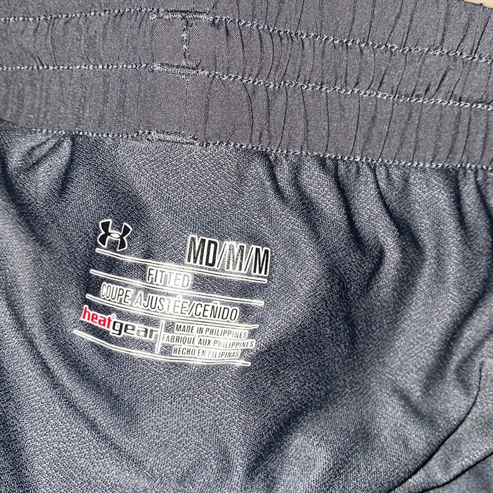 🎱Under Armour athletic shorts! - Picture 6 of 8
